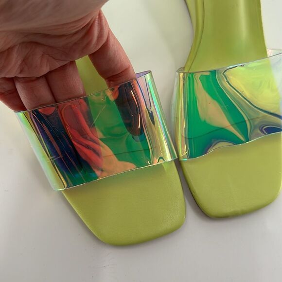 Madden Girl Rayne Wedge Sandal Lime Green Iridescent - Picture 4 of 8